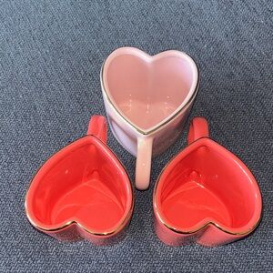 Set of 3 Threshold Heart-Shaped Red Mug